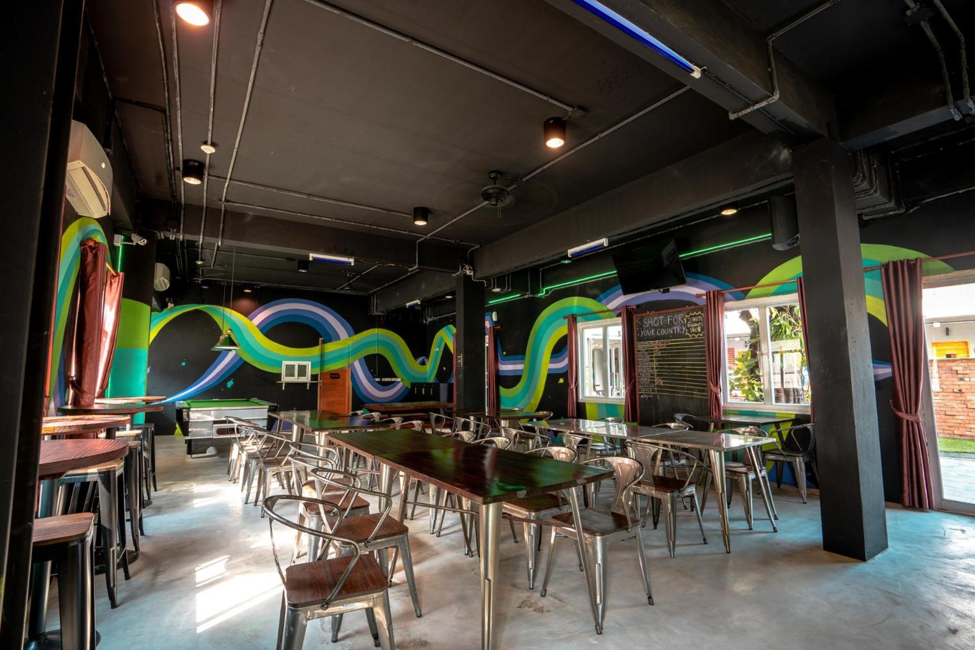 Mad Monkey Hostel